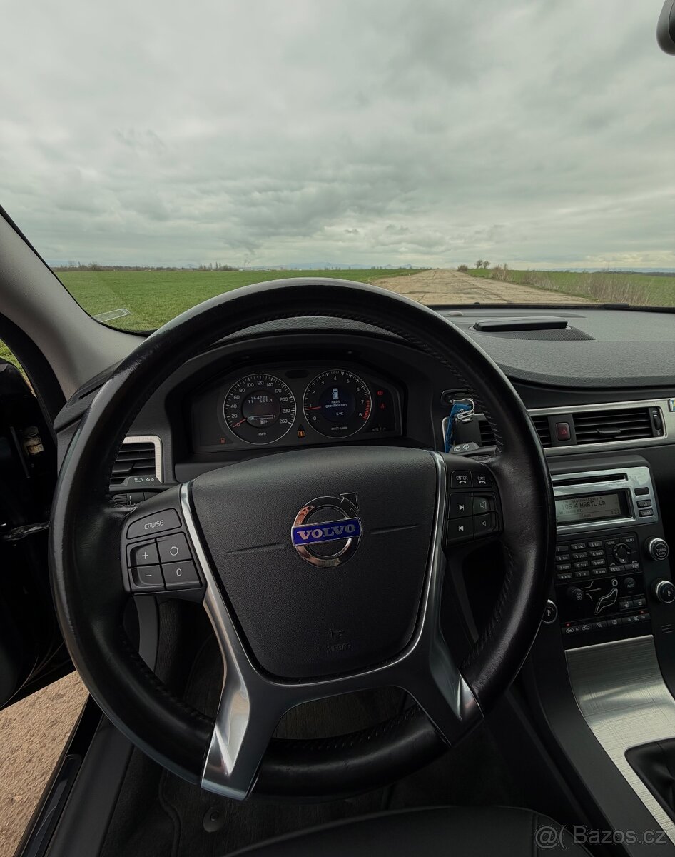 Volvo V70 2.0i - 6