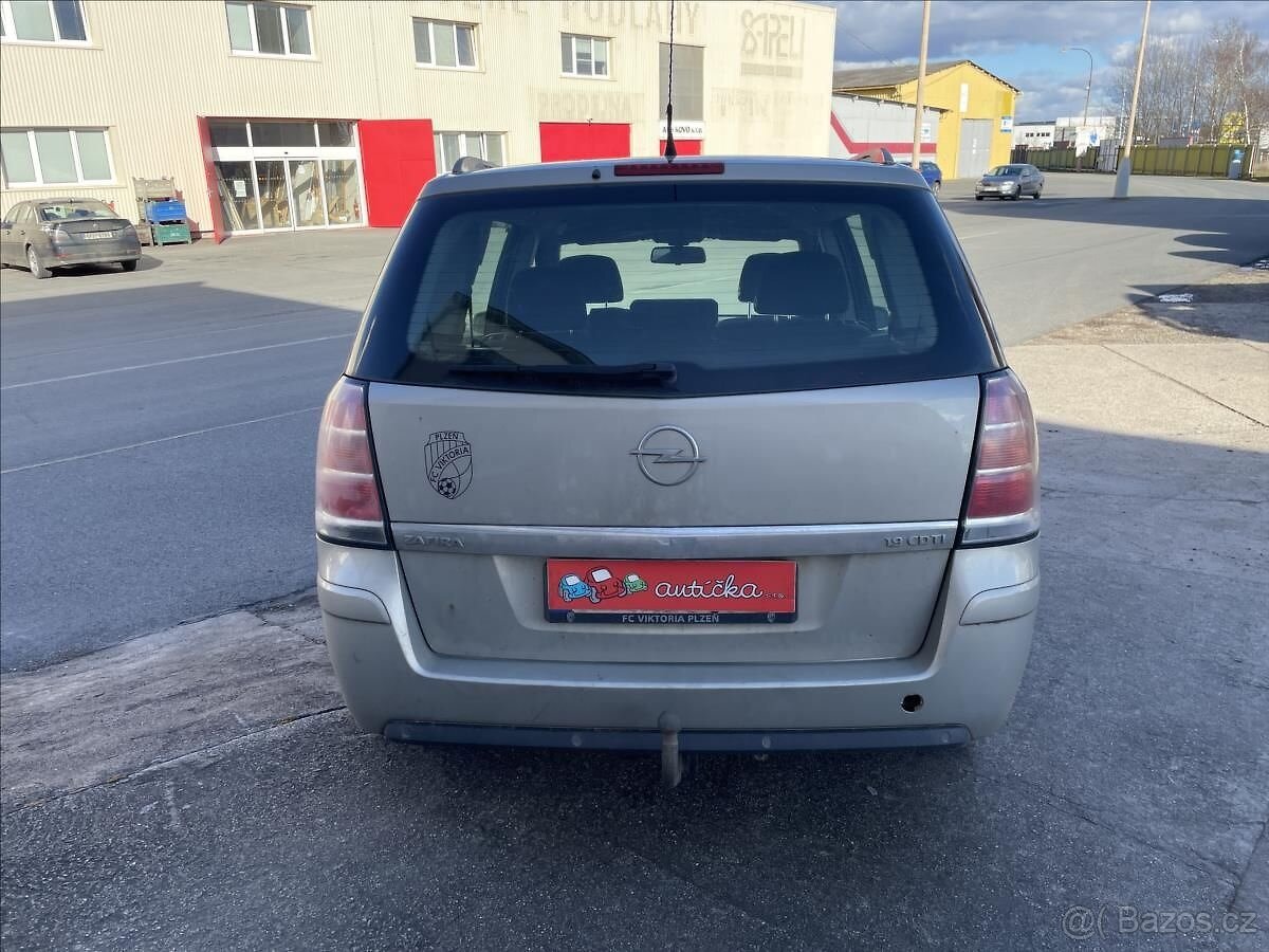 Opel Zafira 1,9 CDTI"88kW"7.míst"Servis - 6