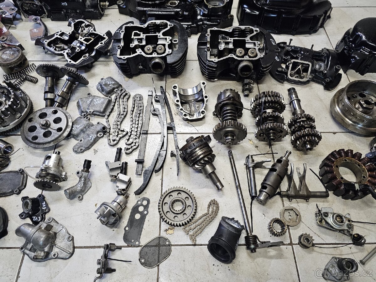 Části motoru Suzuki VL 800 vl800 Intruder Volusia - 6