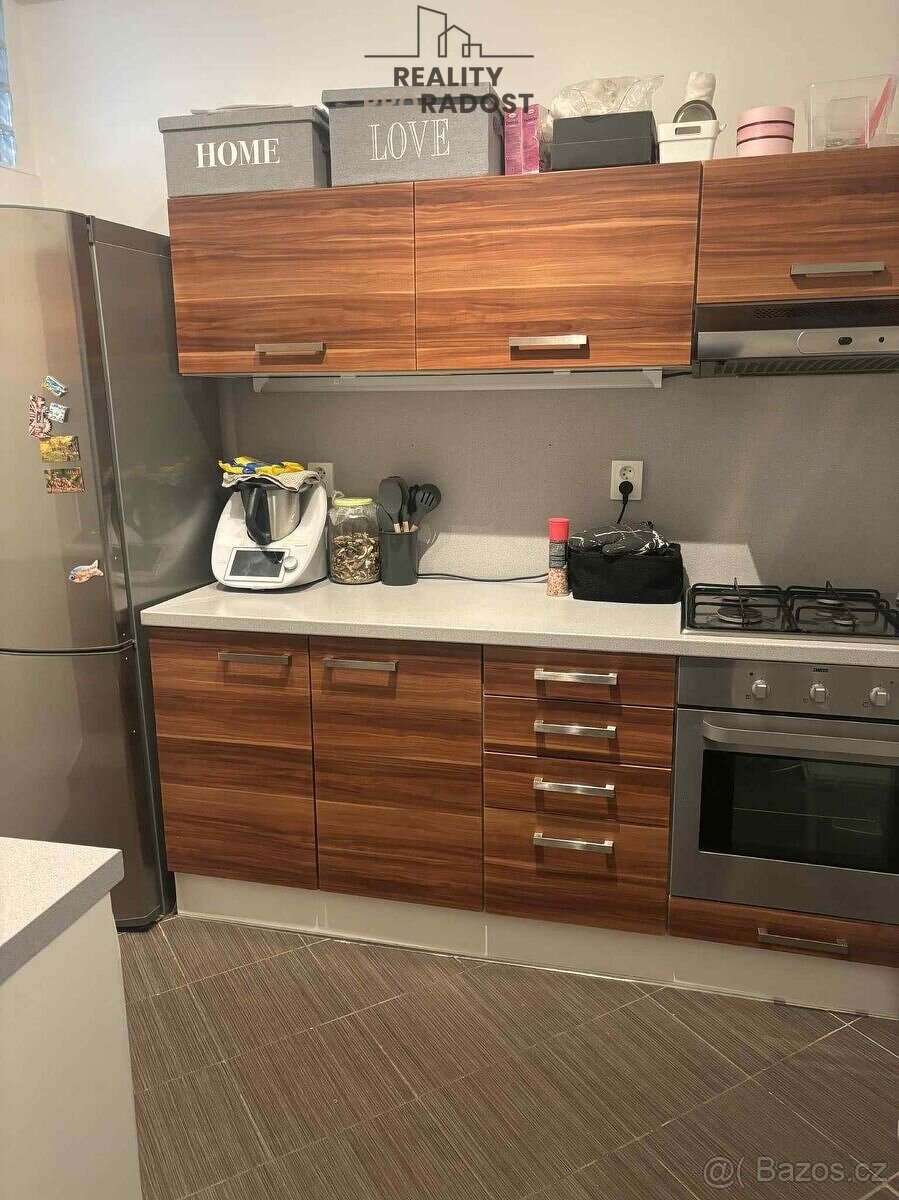 Pronájem bytu 3+1 na ulici Kosmové Ostrava - Přívoz - 6