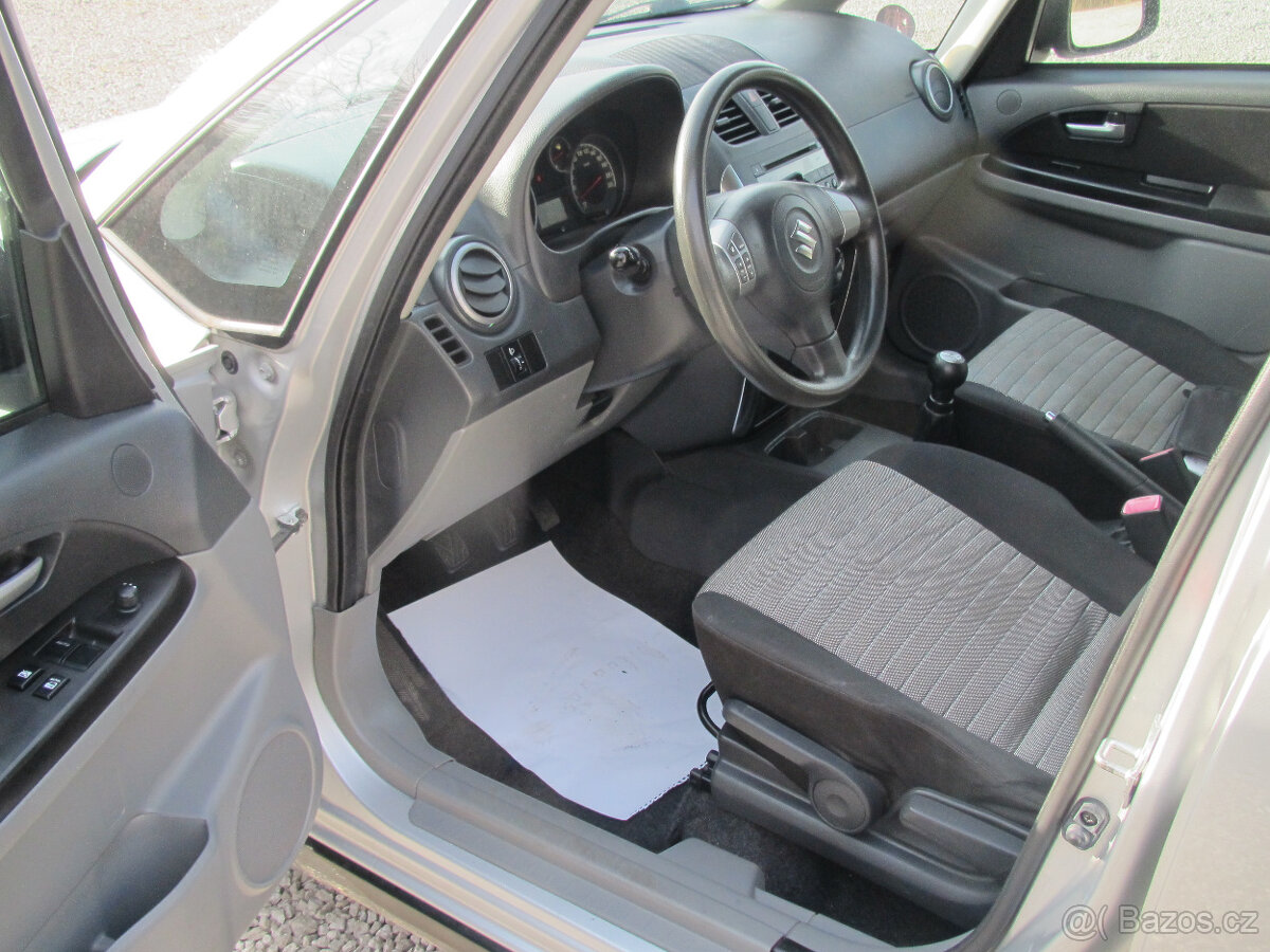 Suzuki SX4 1.6 - 6