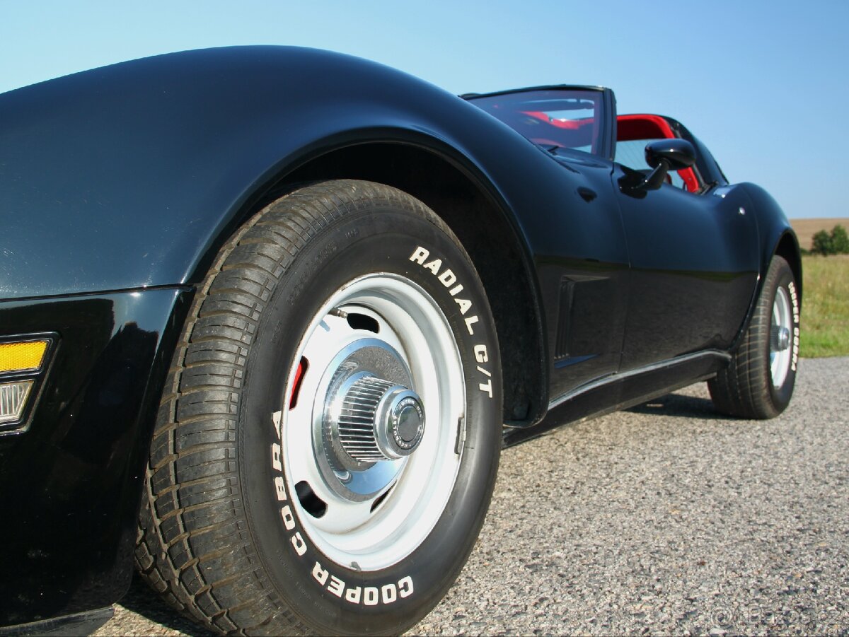 Chevrolet Corvette C3 1980 5.7L V8 - 6