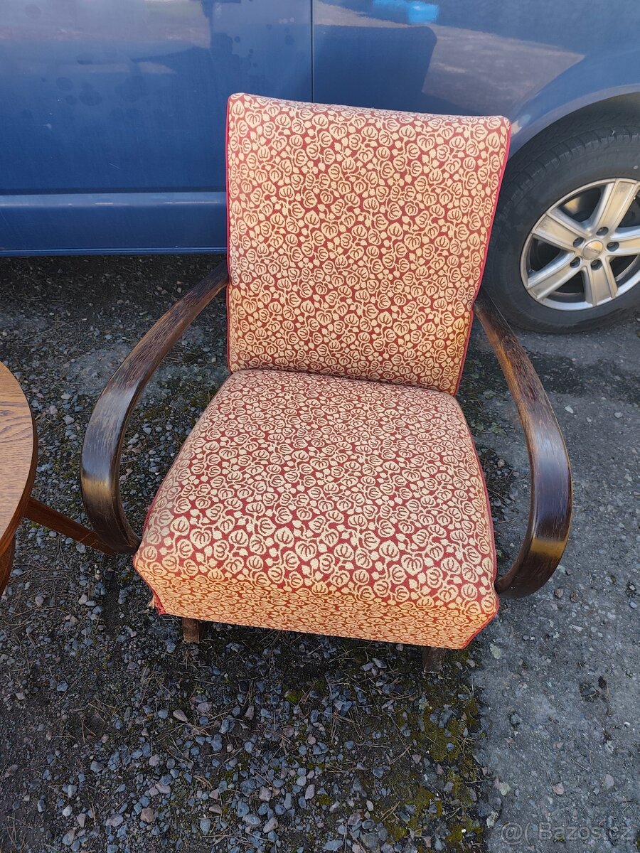 KŘESLA HALABALA A STOLEK. - 6