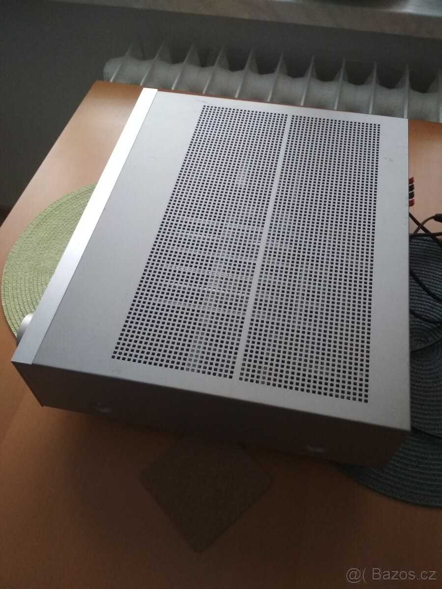 zesilovač Denon PMA-737 - 6