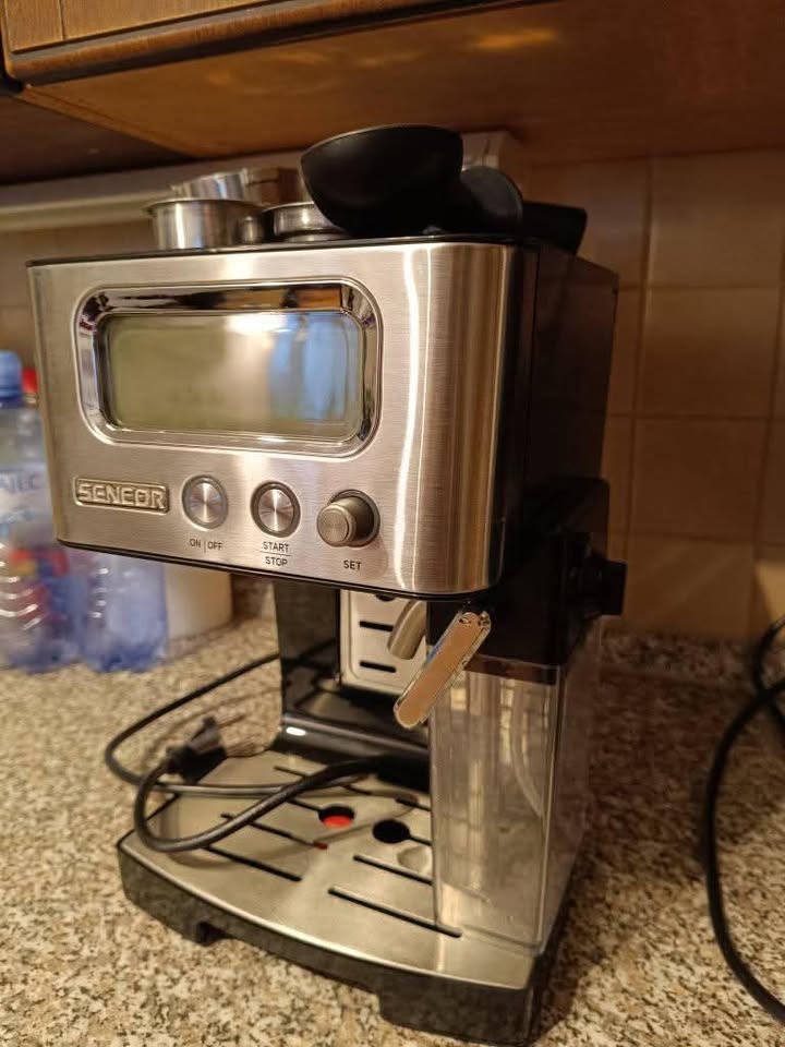 Pákový Kávovar Sencor SES 4090SS - 6