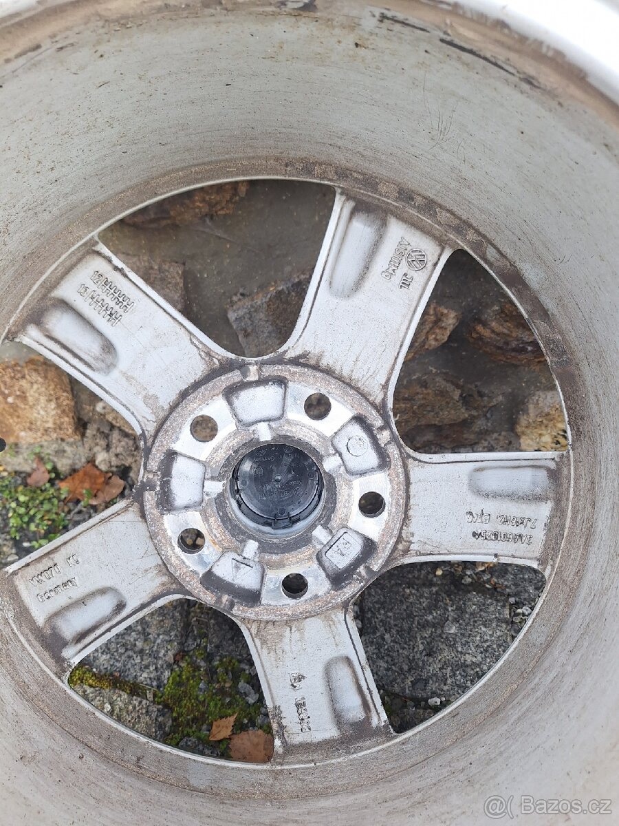 4x zimní 205 55 16. - 6