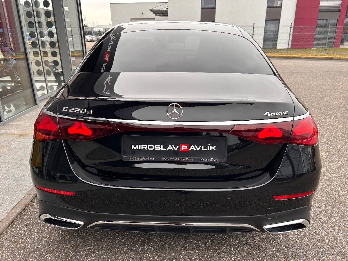 Prodám Mercedes-Benz E 220d 4MATIC AMG, záruka - 6