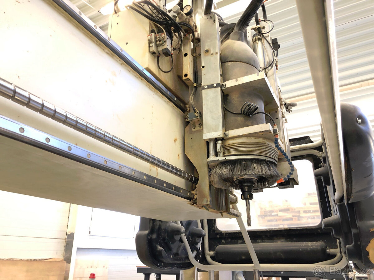 CNC obráběcí centrum SCM RECORD 130 - 6
