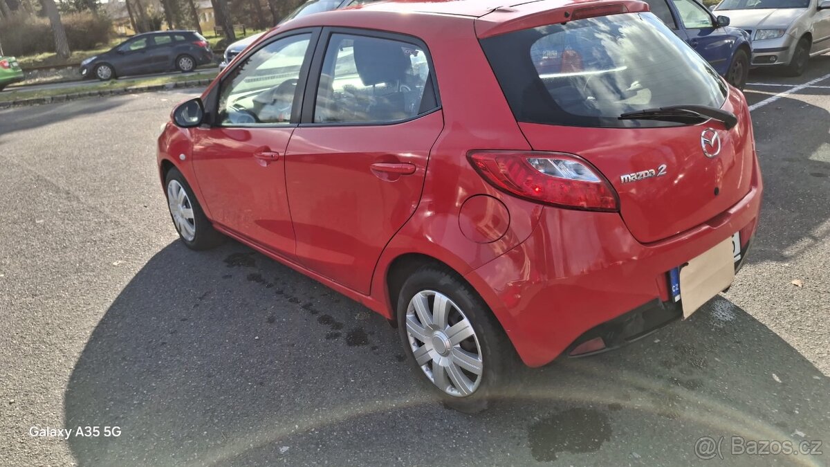 Mazda 2 - 6