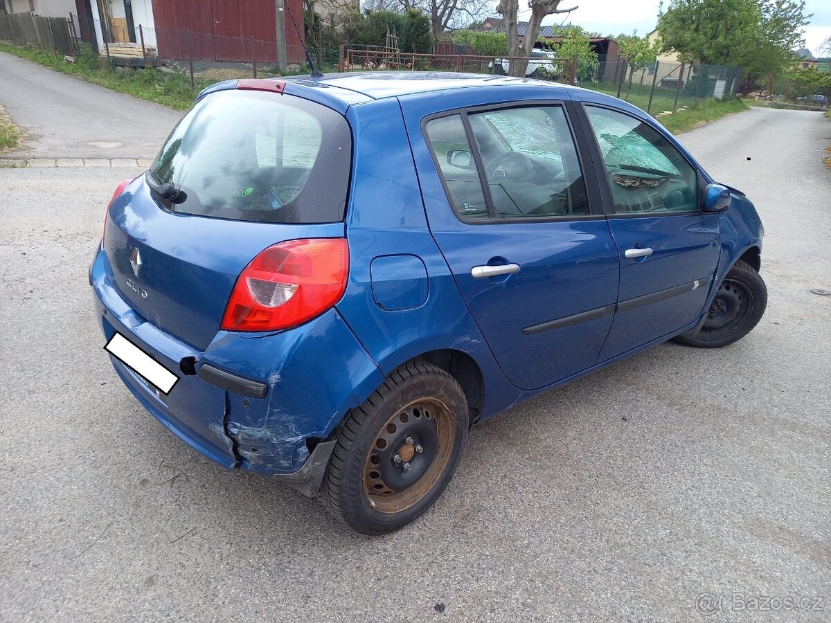 Renault Clio 1,2 16V - 6