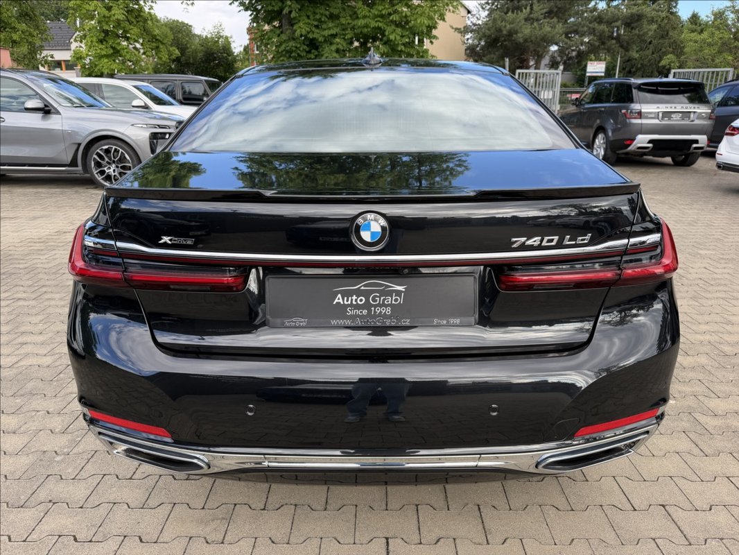 BMW Řada 7 740D Long Individual 2019 - 6