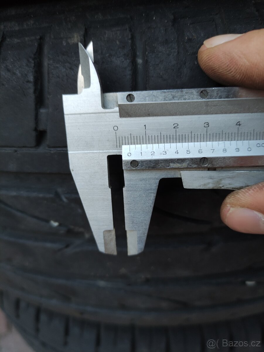 Letní pneu 235/55 R17 - 6