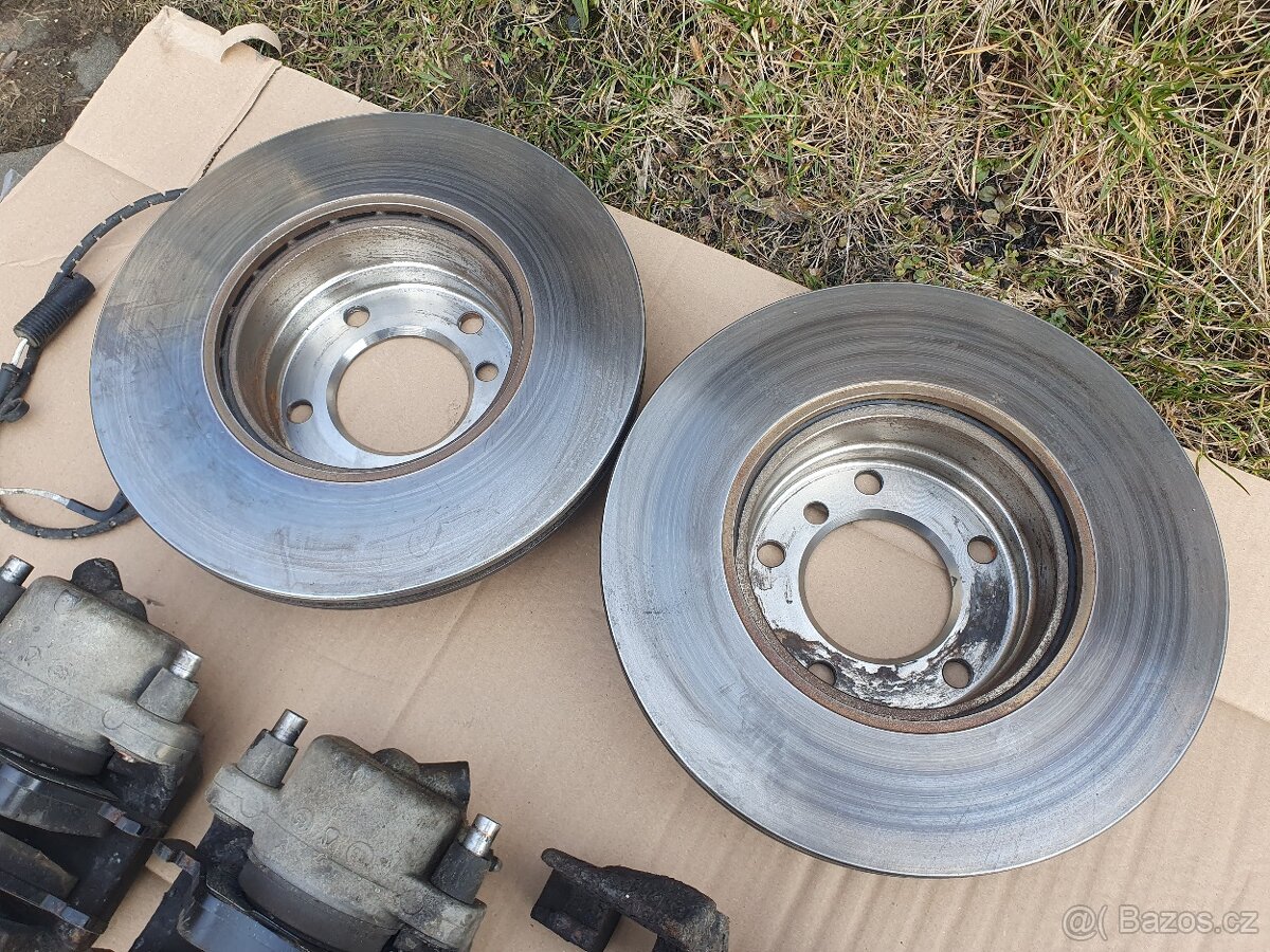 Kompletní sada zánovních brzd BMW E39 528I - 6
