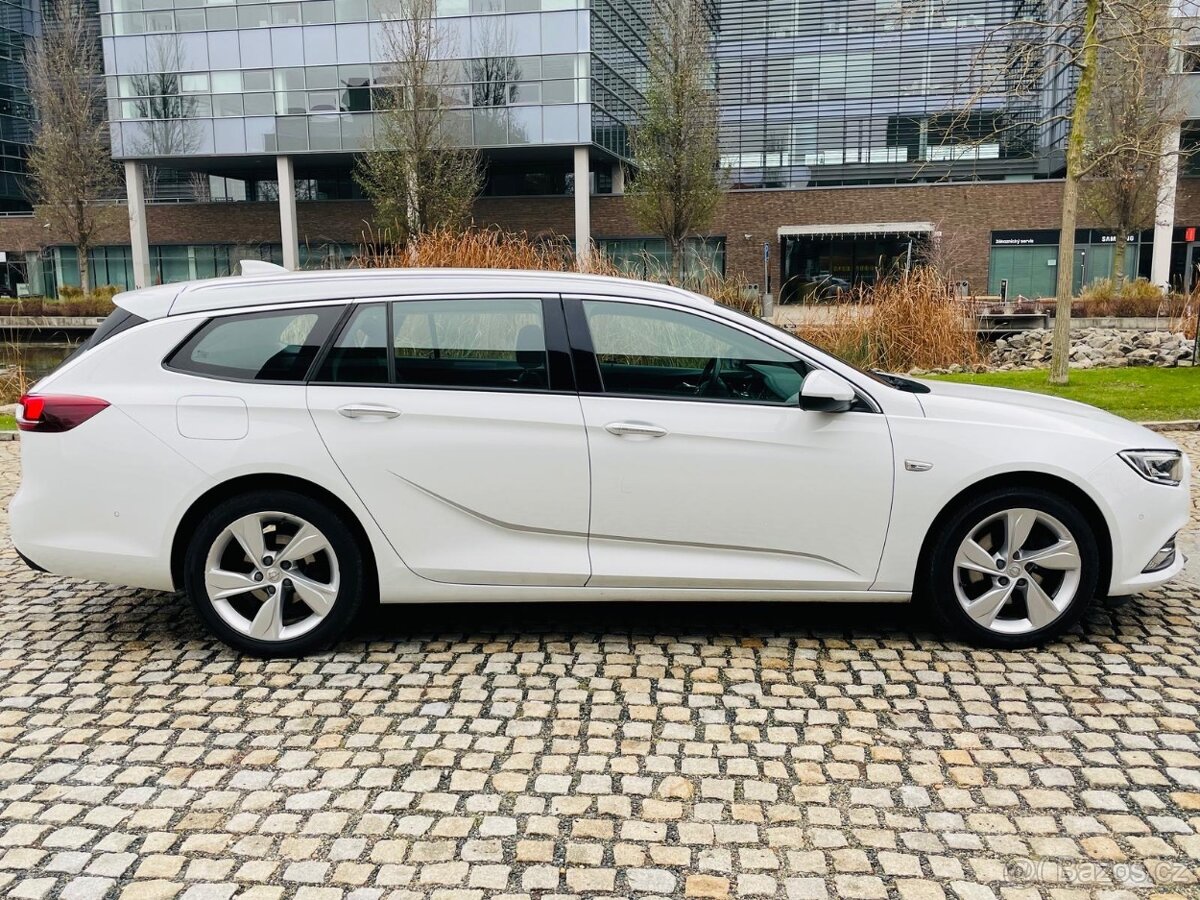 Opel Insignia 2.0CDTi 125KW MANUÁL KAMERA VÝHŘEV SERVISKA - 6