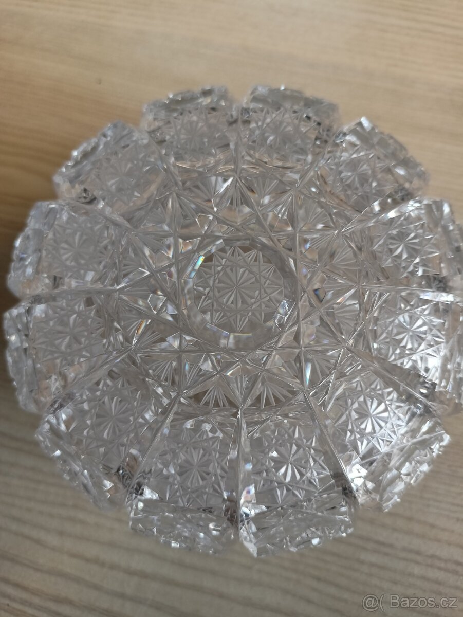 Broušené sklo miska - 6