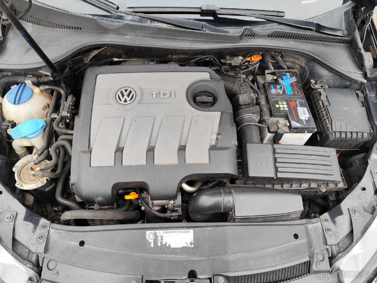 VW GOLF 1,6tdi 77kw 2011 - 6