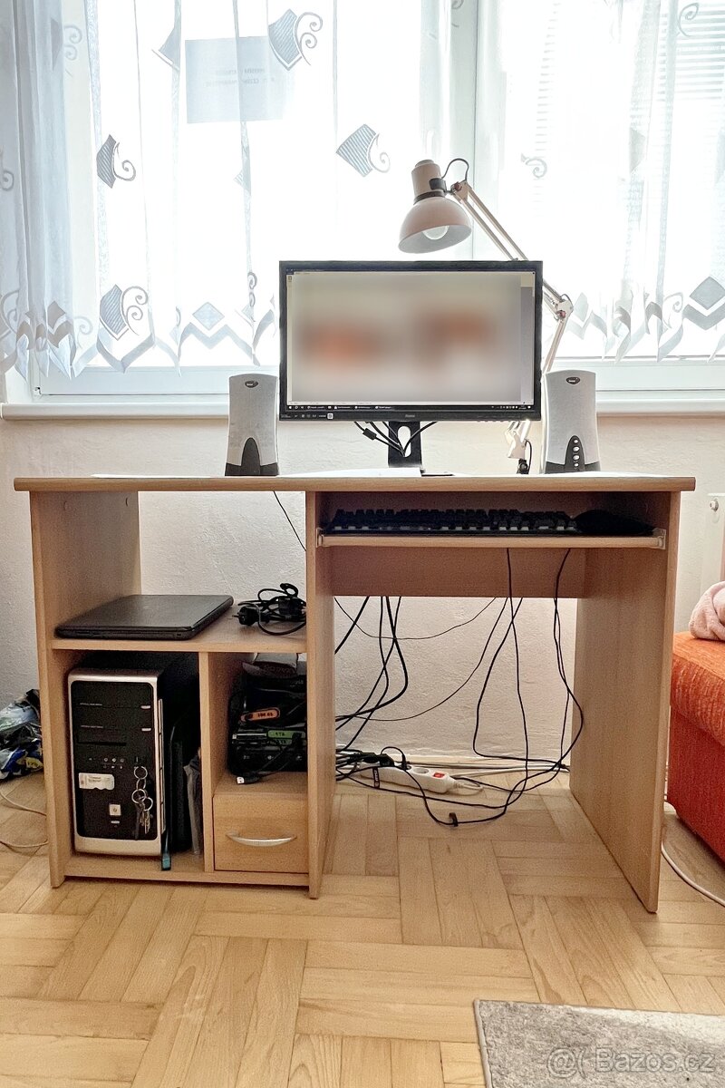 Prodám PC / kancelářský stůl - 6