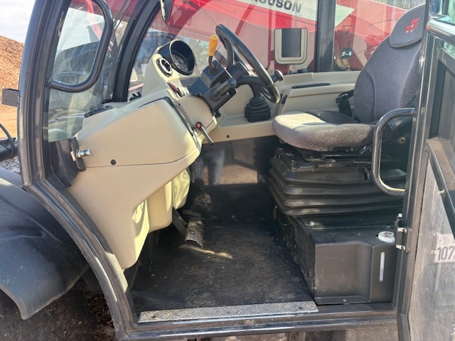 MASSEY FERGUSON teleskopický manipulátor - 6