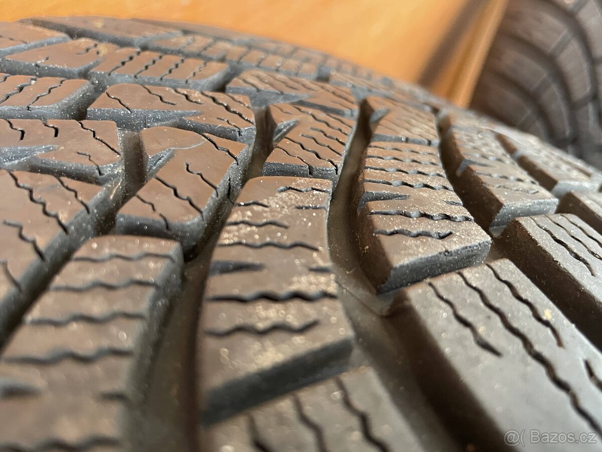 SEAT ATECA orig. alu disky 5x112 8jx19 ET 45 225 45 R19 Zimn - 6