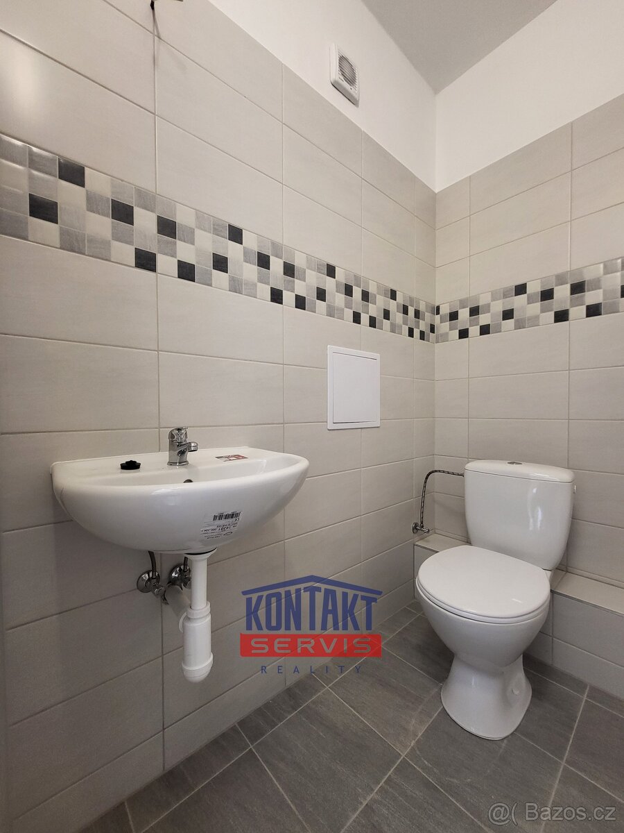 Pronájem zrekonstruovaného bytu 1+kk - Kaplice - 6