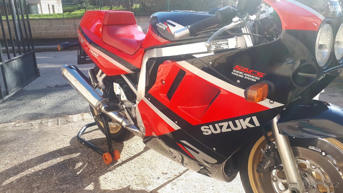 Suzuki GSXR 1100 - 6