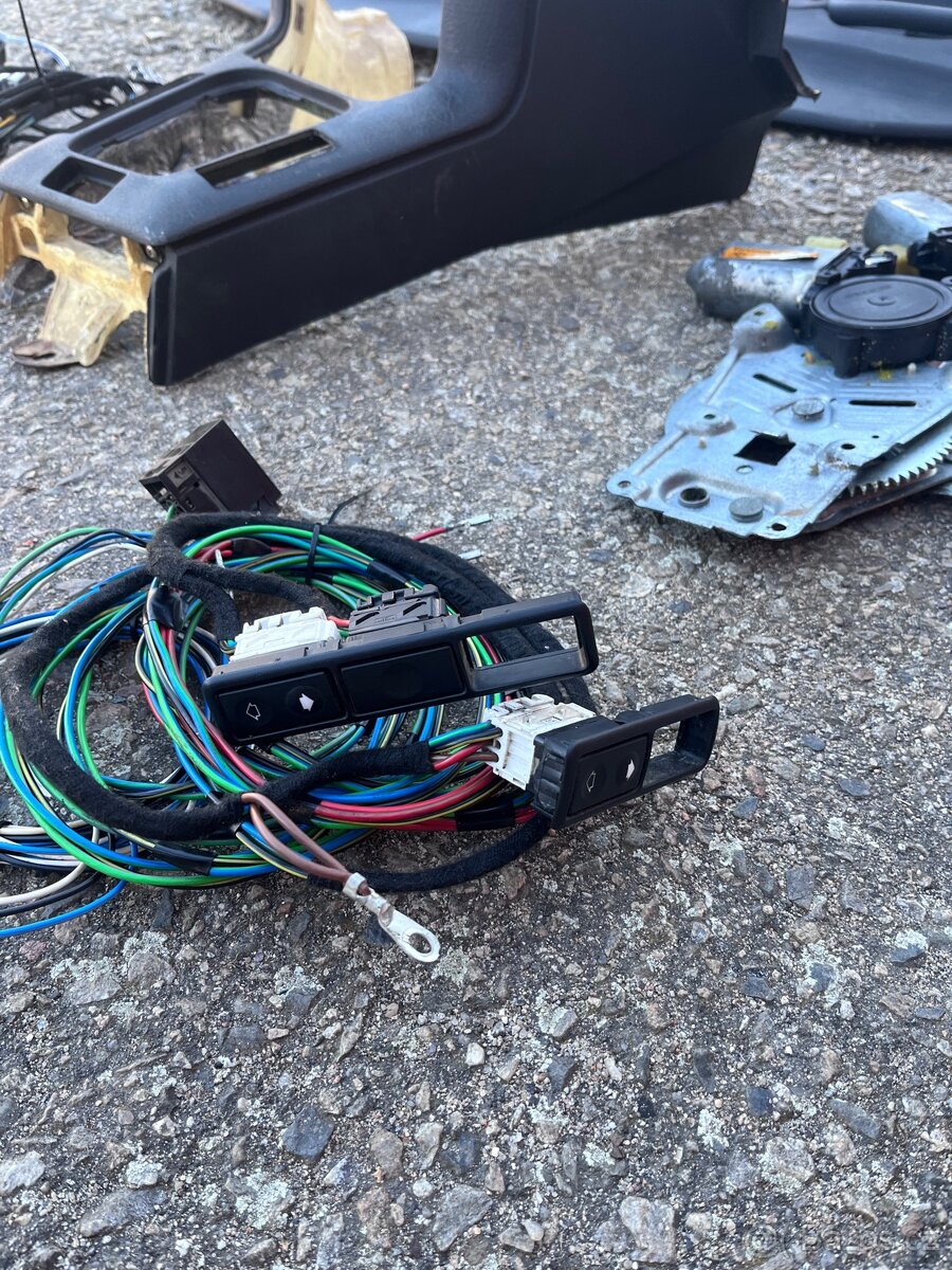 Bmw e36 sedan zadní elektrická okna - 6