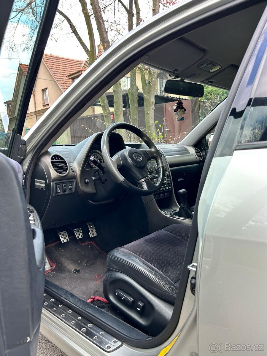 Prodám IS200 sport - 6