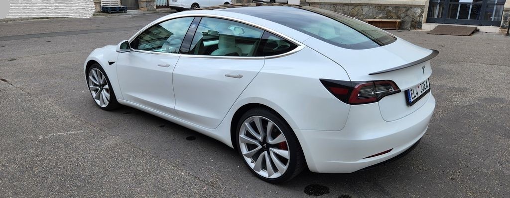 Tesla Model 3, PERFOMANCE 4x4 —AWD-43 TIS-95,7% SOH - 6