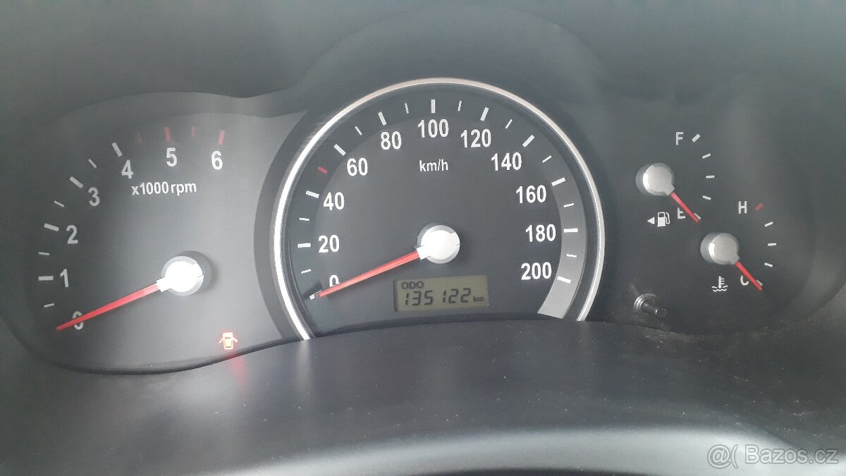 Kia Carnival 2.9 CRDI 136kw r.v. 2007 - 6
