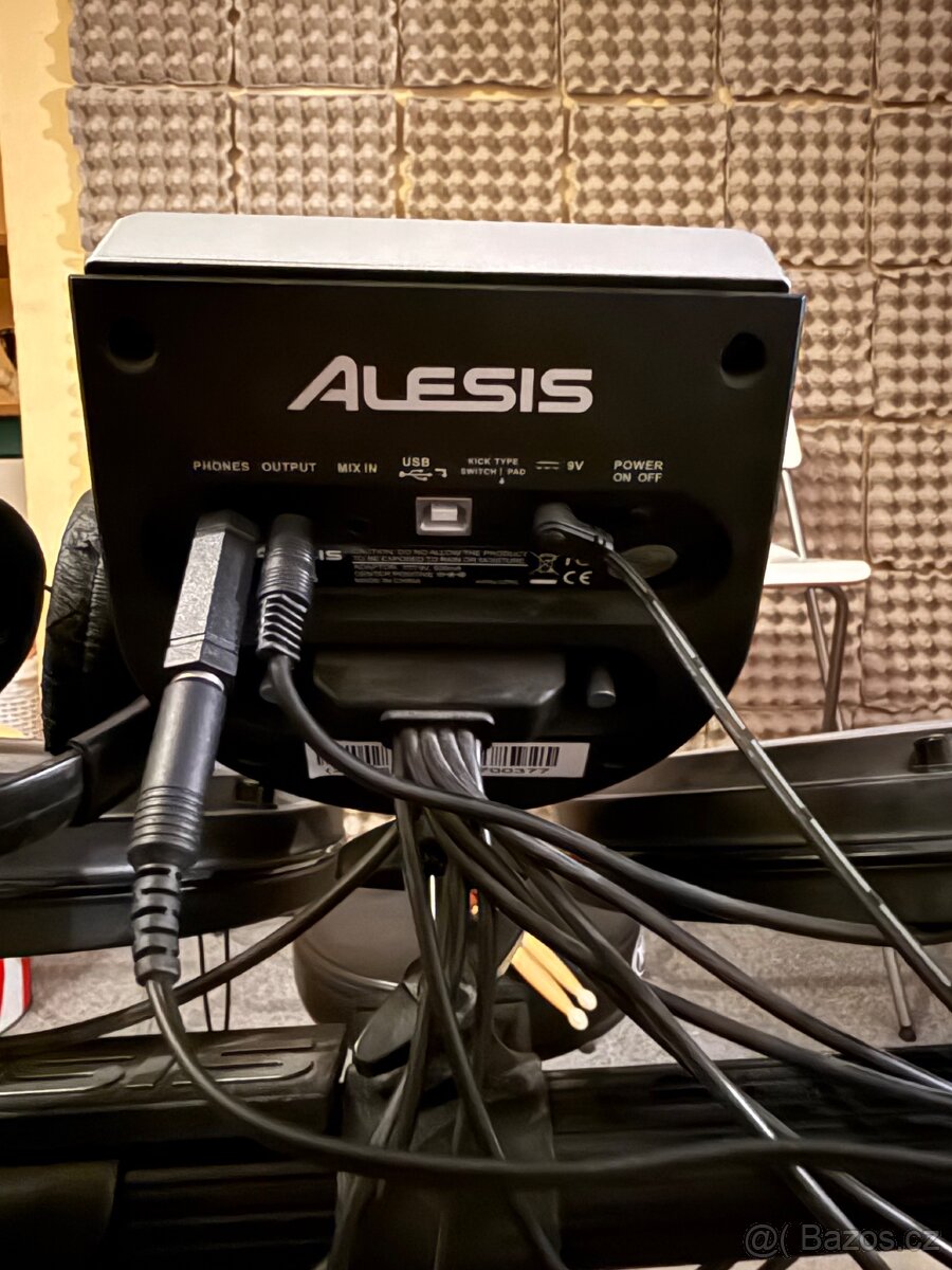Elektronické bicí Alesis DM6 - 6
