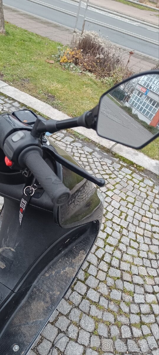 Yamaha majesty 125 - 6