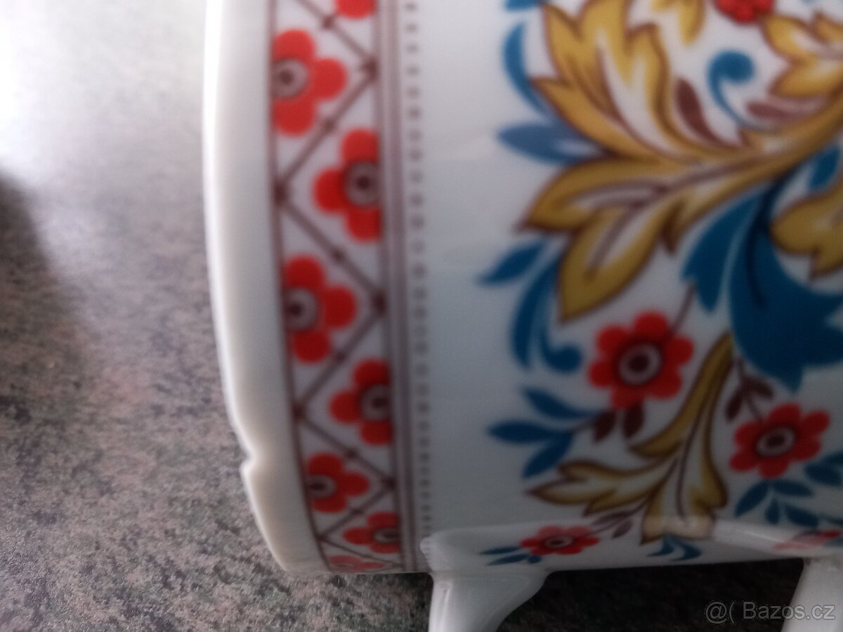 retro hrnky s ornamentem - 6