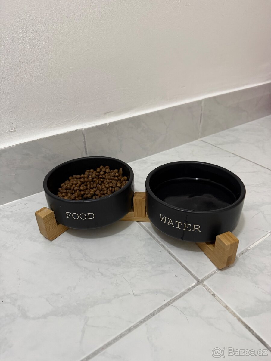 Kočka s výbavou - 6