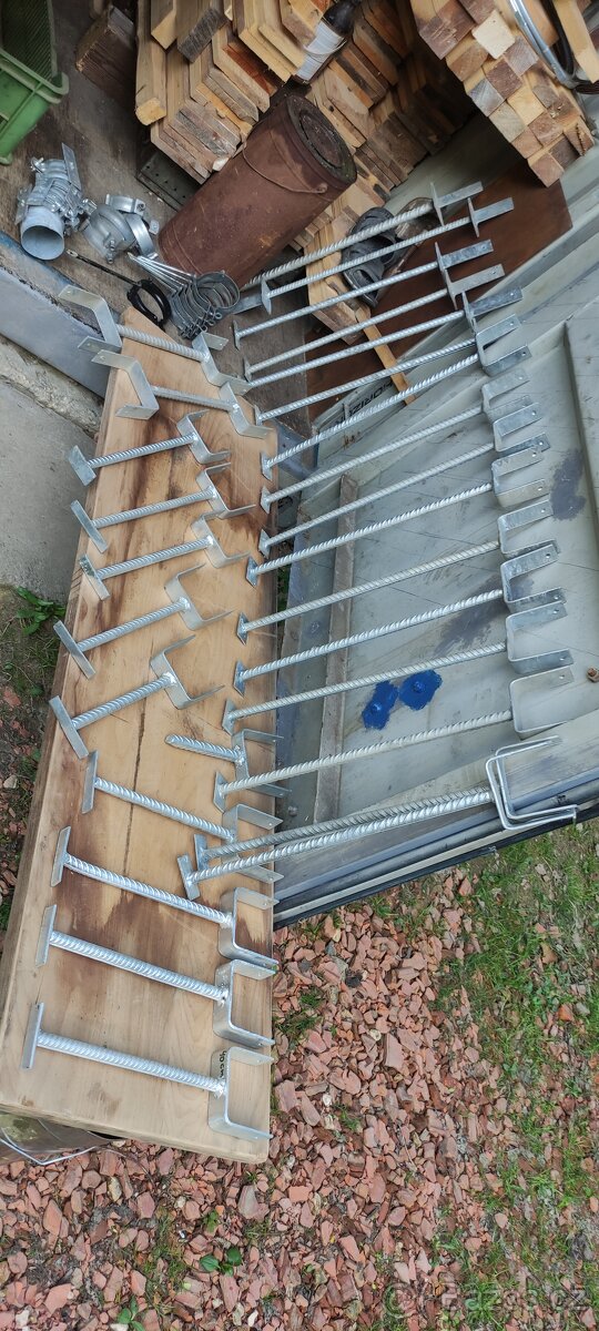 Železné sloupy 3m, Kotvy na pergoly - 6