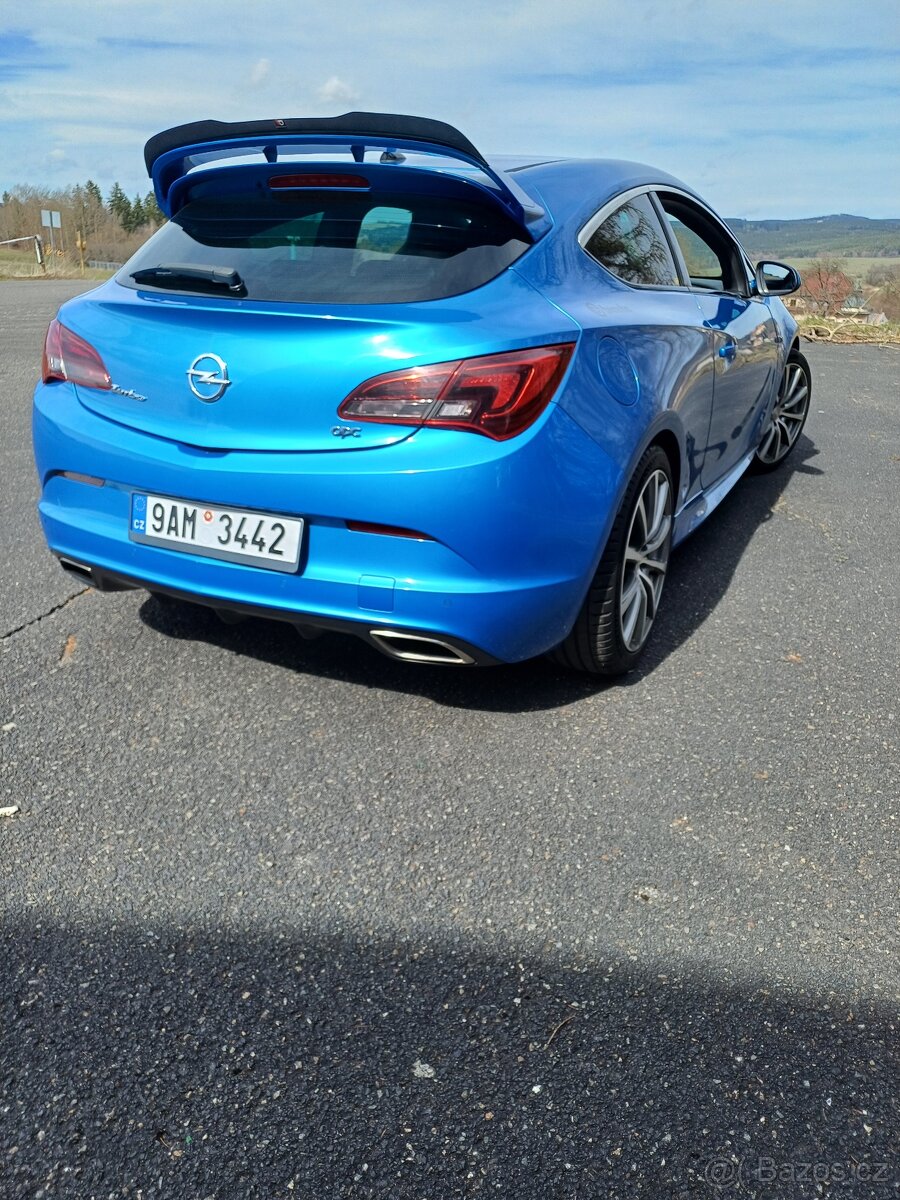Opel astra OPC - 6