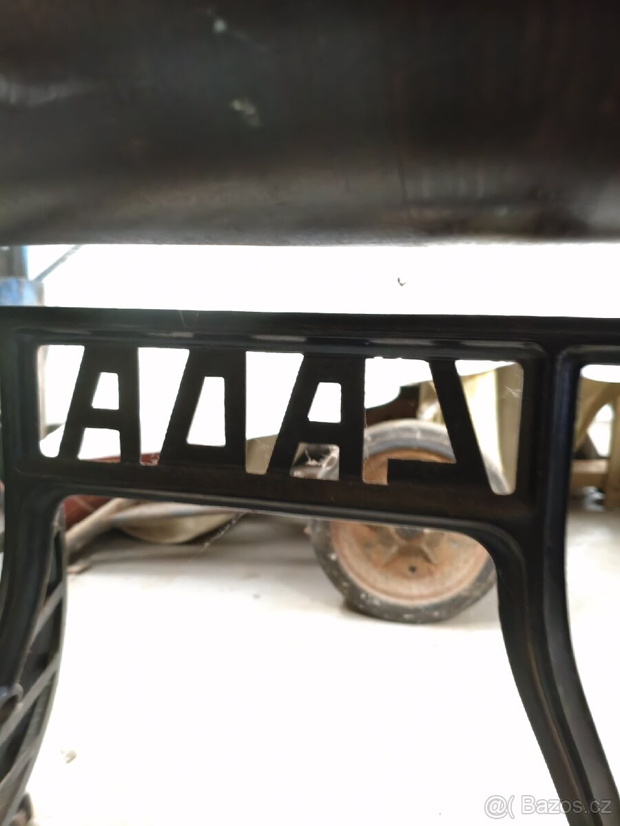 Šicí stroj Lada - 6