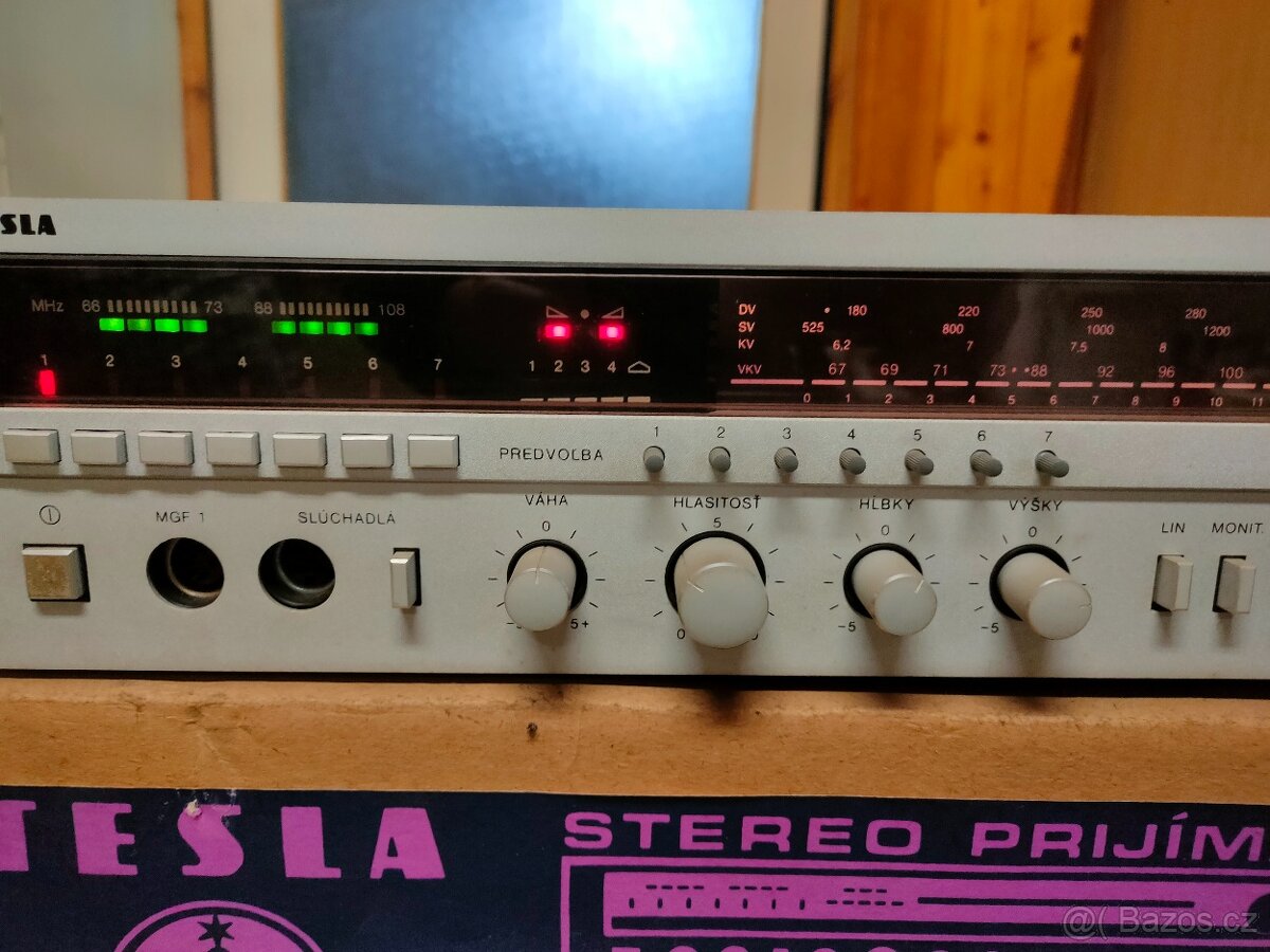 TESLA 820 A - 6