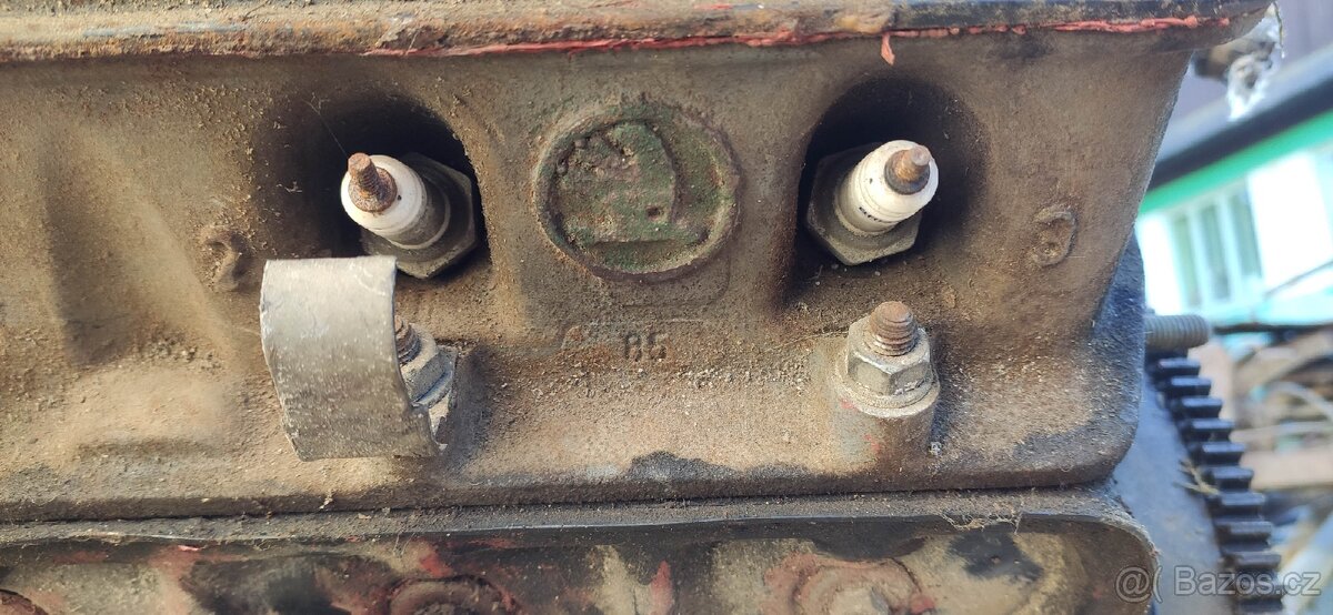 Prodám motor škoda 120ls - 6