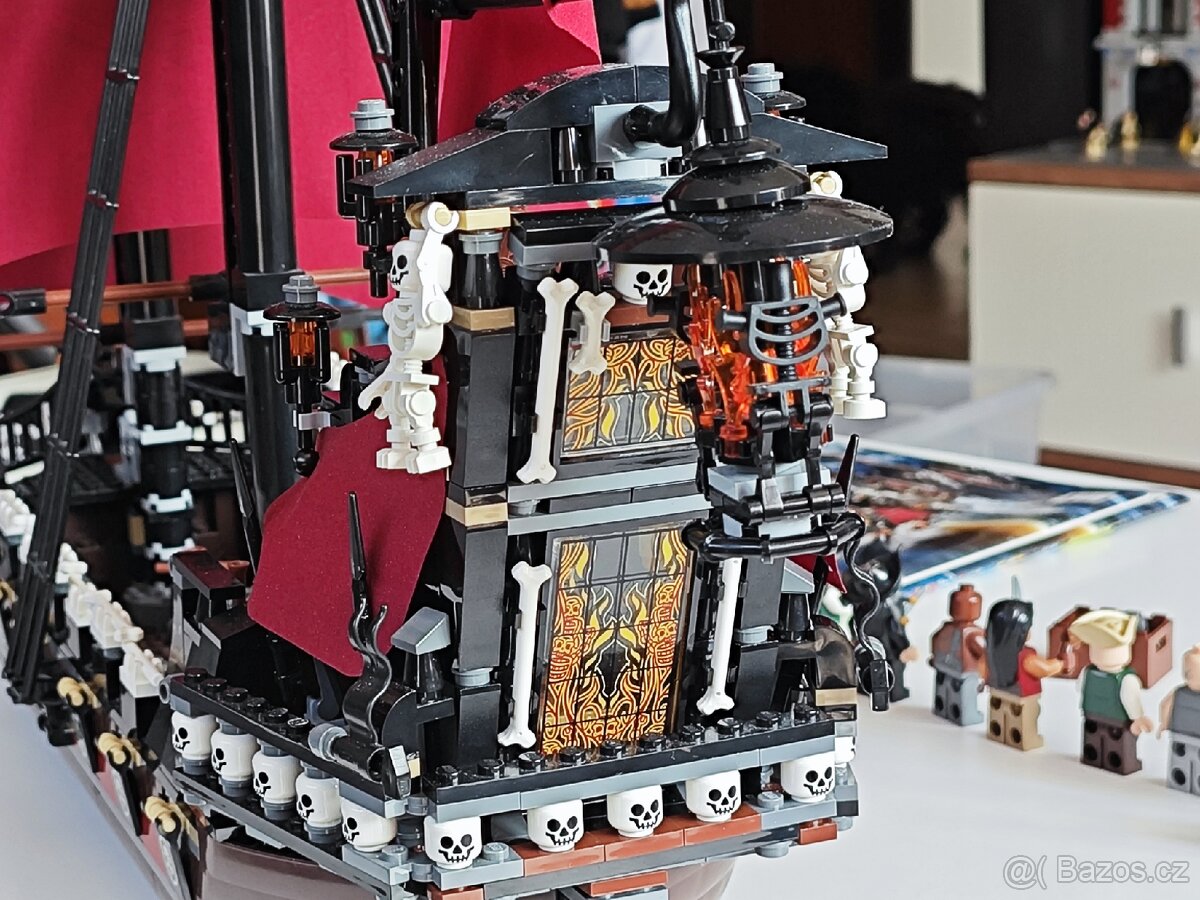 Lego 4195 - Queen Anne's Revenge - 6