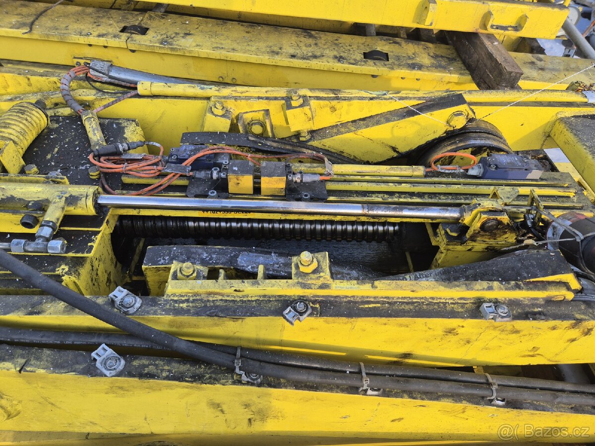 Nůžkový zvedák - 6