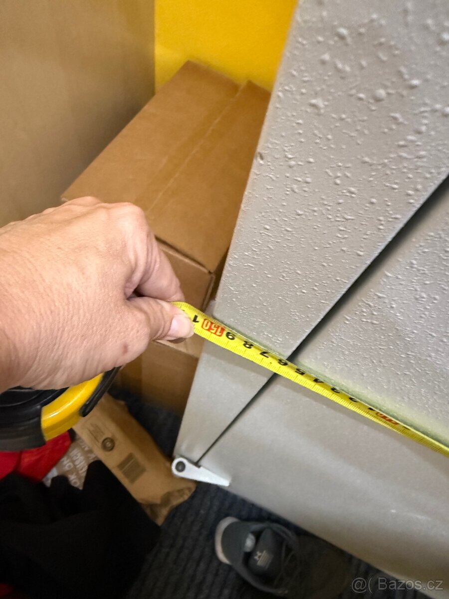 Archivační skříň s tremi uzamykatelnymi zasuvkami - 6