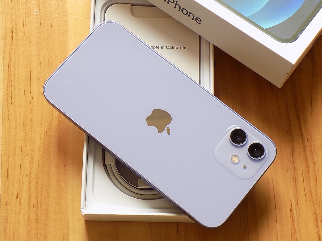 APPLE iPhone 12 128GB Purple - ZÁRUKA - TOP STAV - 100%BAT. - 6