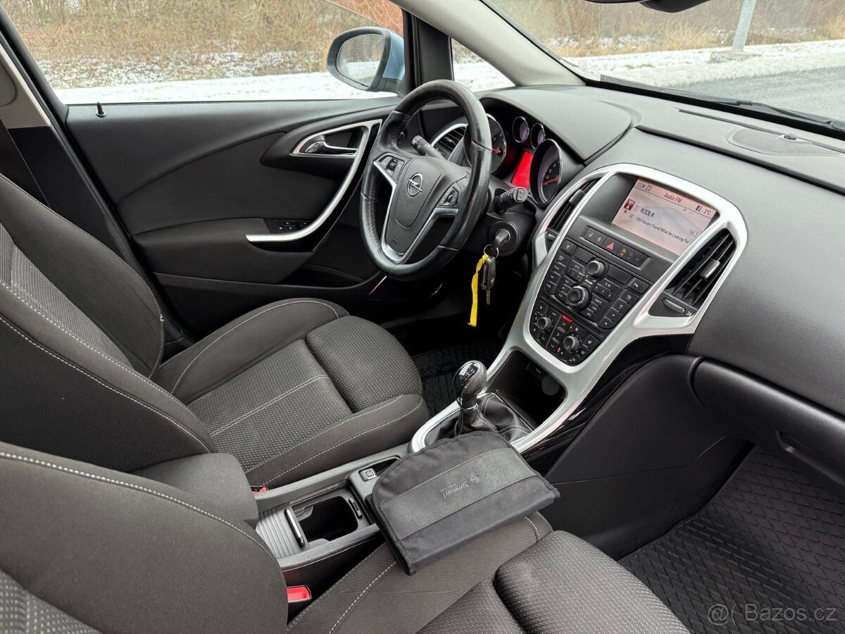 Opel Astra J 1,4i Sport Tourer - 6