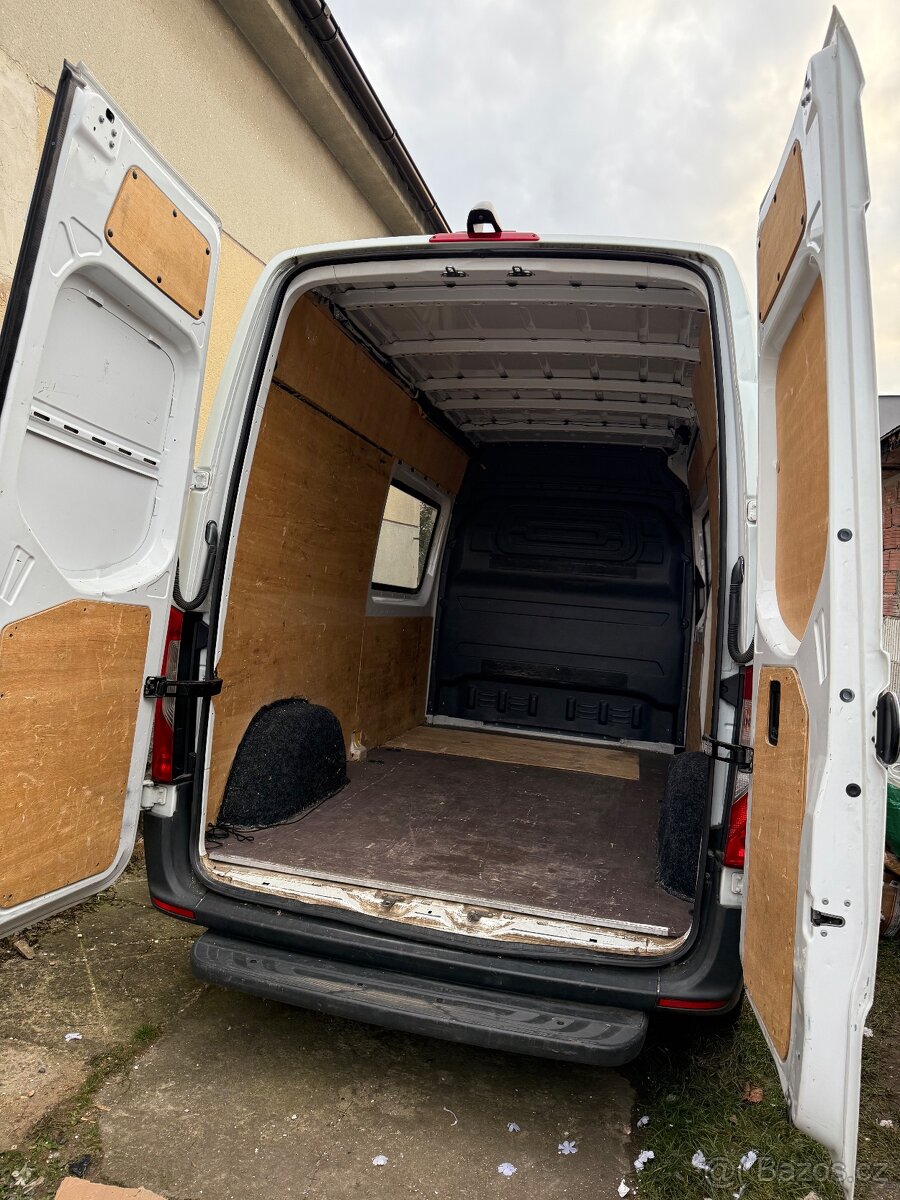 Mercedes-Benz Sprinter 910 CDI - 6