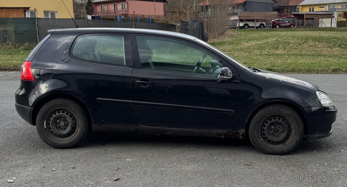 VW Golf 1.6 - 6