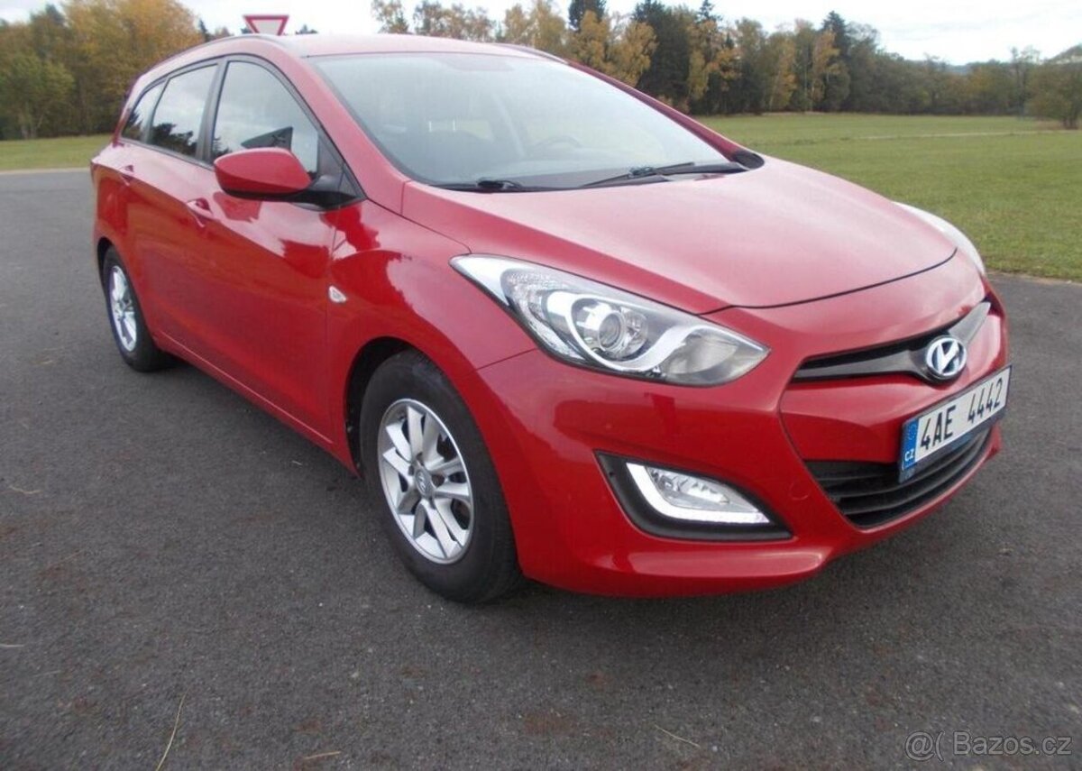 Hyundai i30 1,6 88KW koup ČR 74 000 KM benzín manuál 88 kw - 6