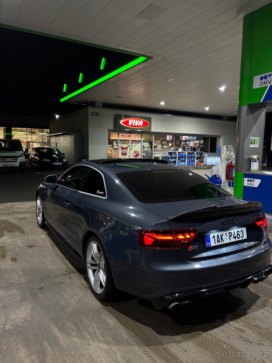 AUDI S5 - 6q manuál - 6