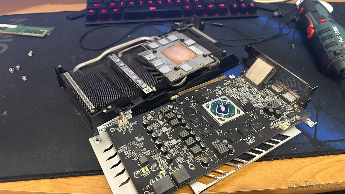 GPU Sapphire NITRO+ RX 570 4GB - 6