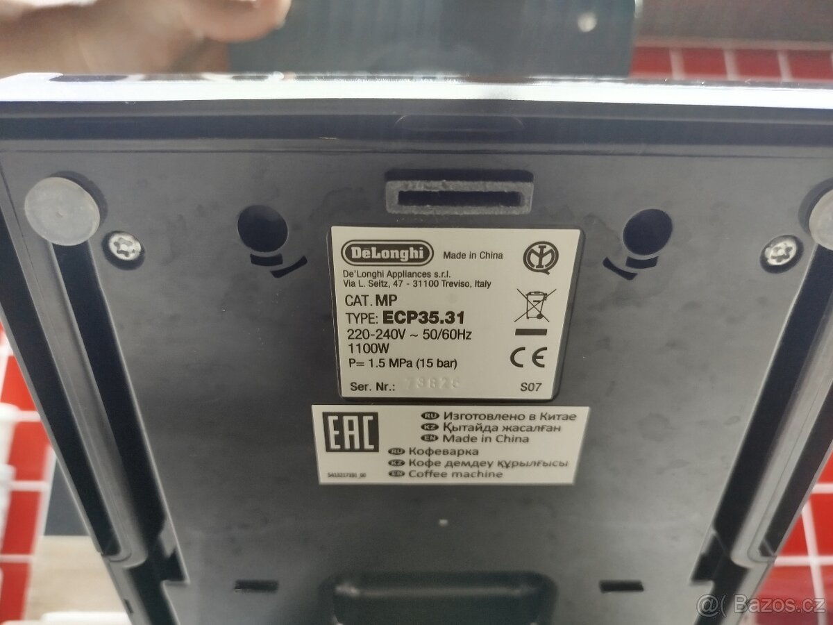 Kávovar DeLonghi ECP35.31 páka - 6