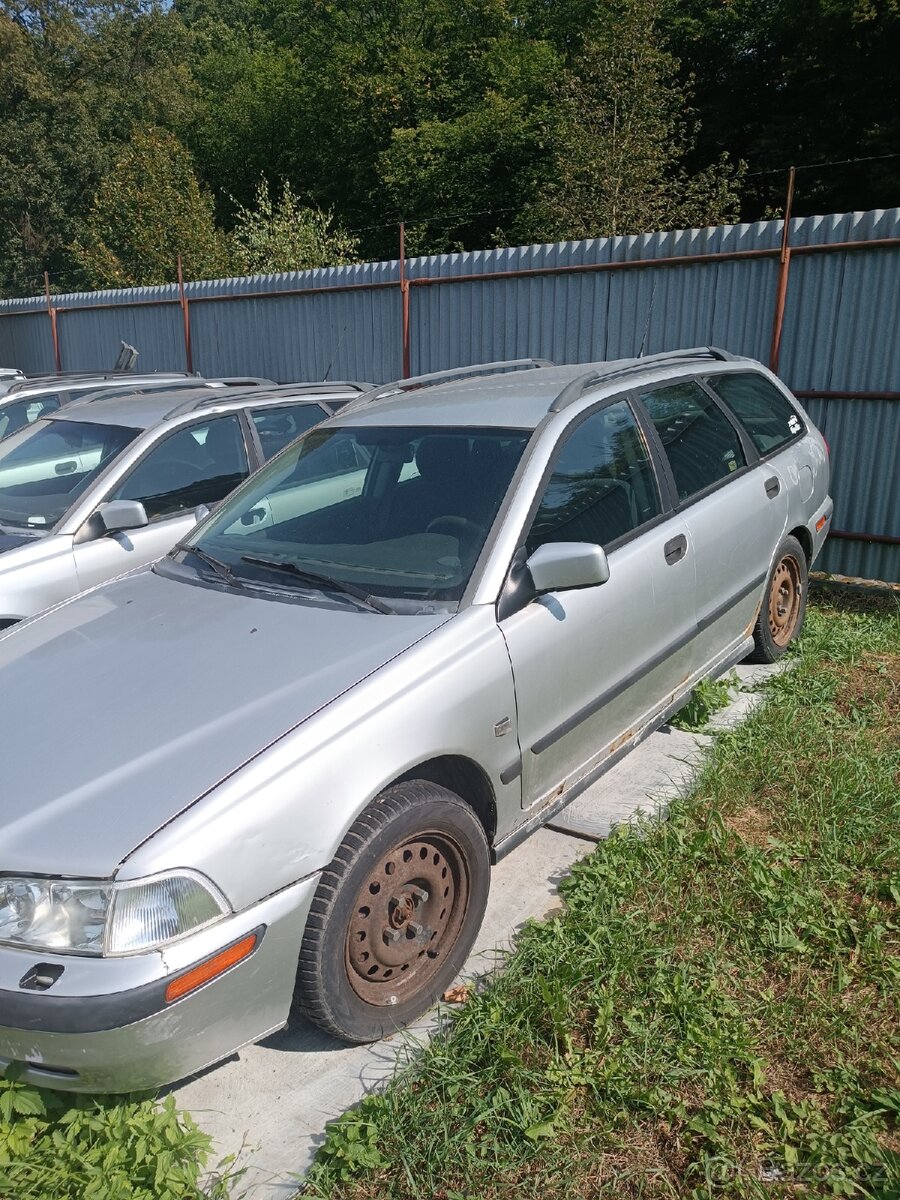 Díly Volvo V40 - 6